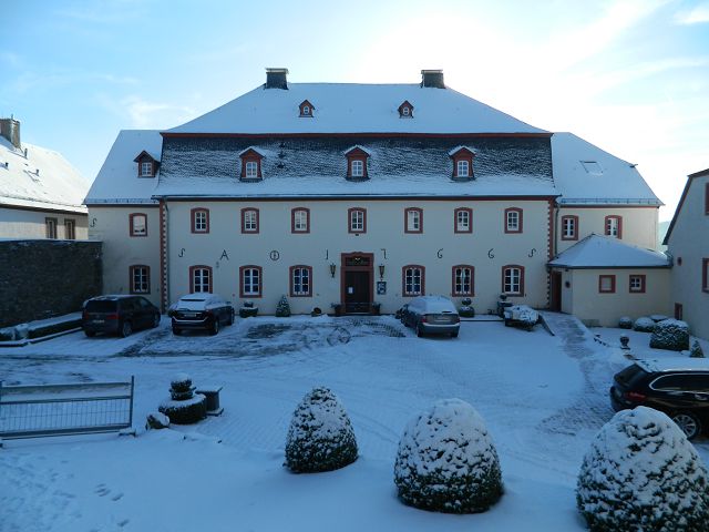 Burghaus im Winter